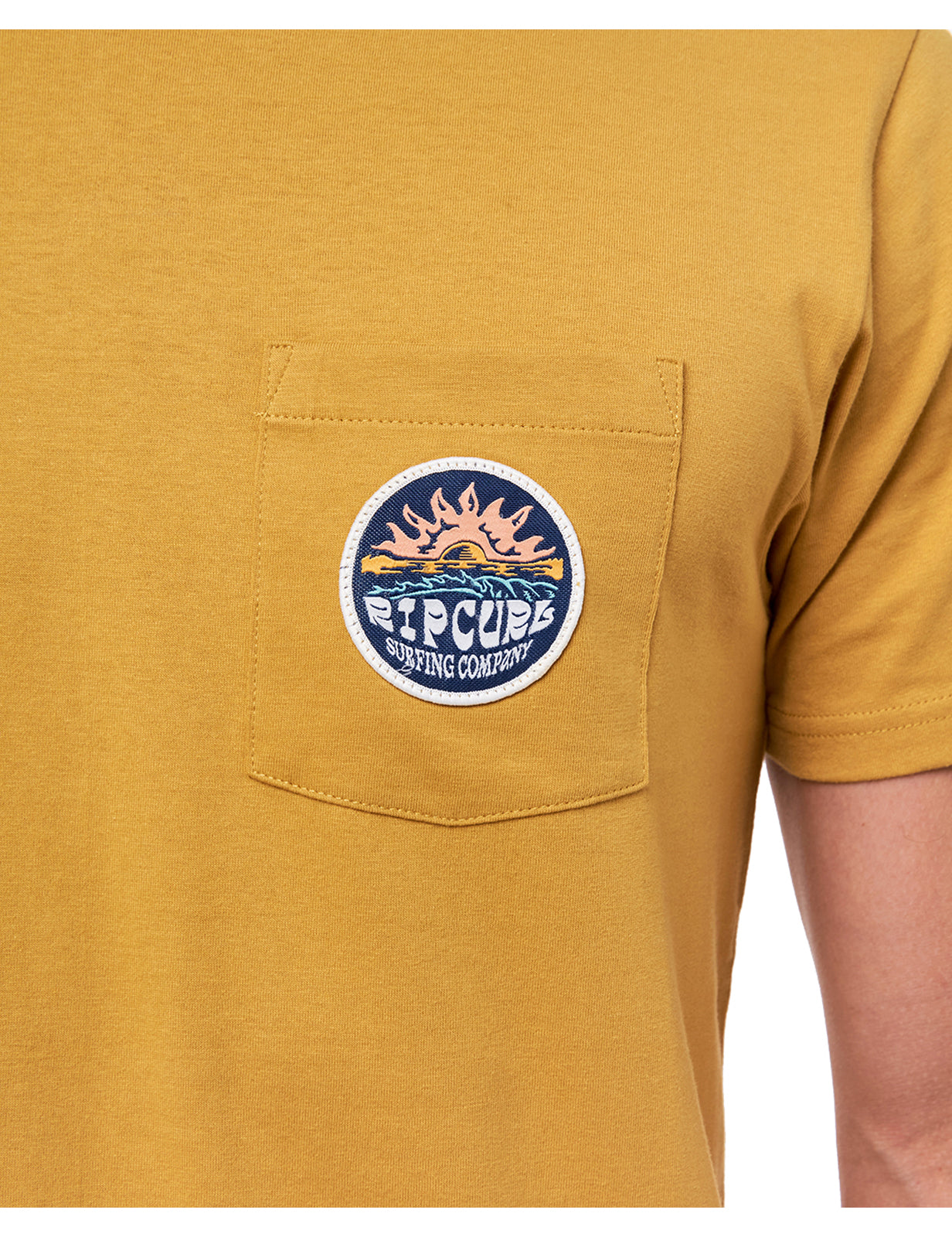 Rip Curl Horizon Badge Short Sleeve T-Shirt in Mustard