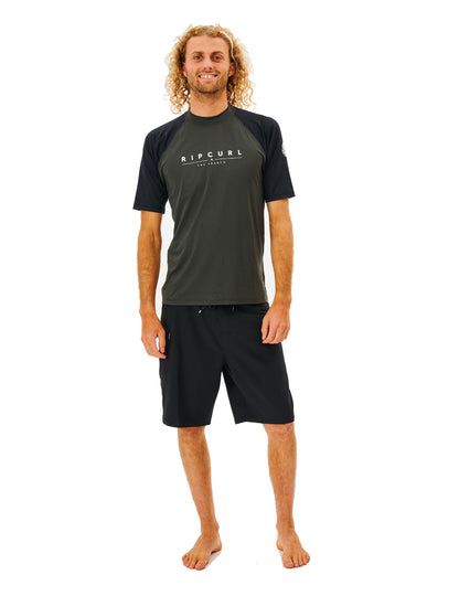 Rip Curl Shockwaves Short Sleeve Rash Vest in Black Marled