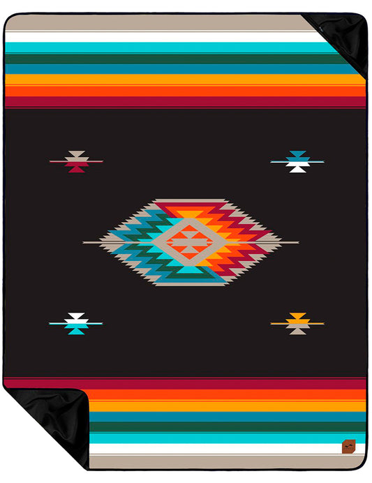 Slowtide Valen Beach Blanket in Black