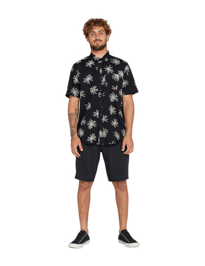 Volcom Lazy Dazey Short Sleeve Shirt in Black