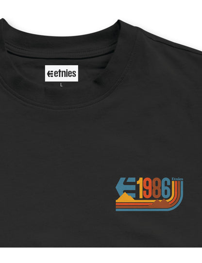 Etnies 1986 Short Sleeve T-Shirt in Black