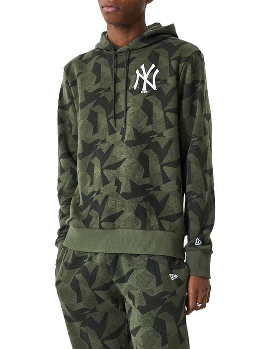 New Era New York Yankees NBA Geometric Camo Pullover Hoody in New Olive