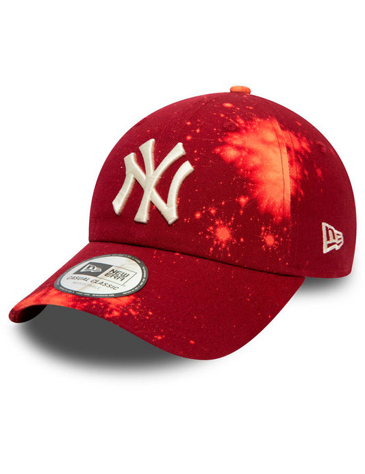 New Era New York Yankees MLB Wash Canvas Casual Classic 9TWENTY Curved Peak Cap in Hot Red