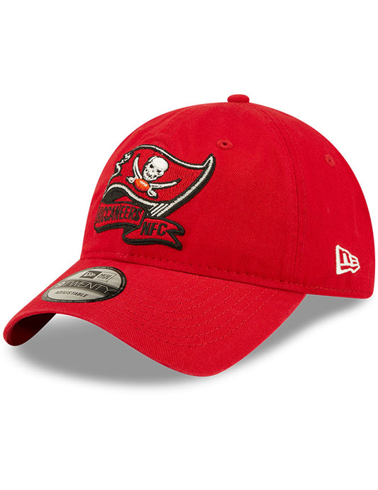 New Era Tampa Bay Buccaneers NFL Sideline 9TWENTY Curved Peak Cap in Red