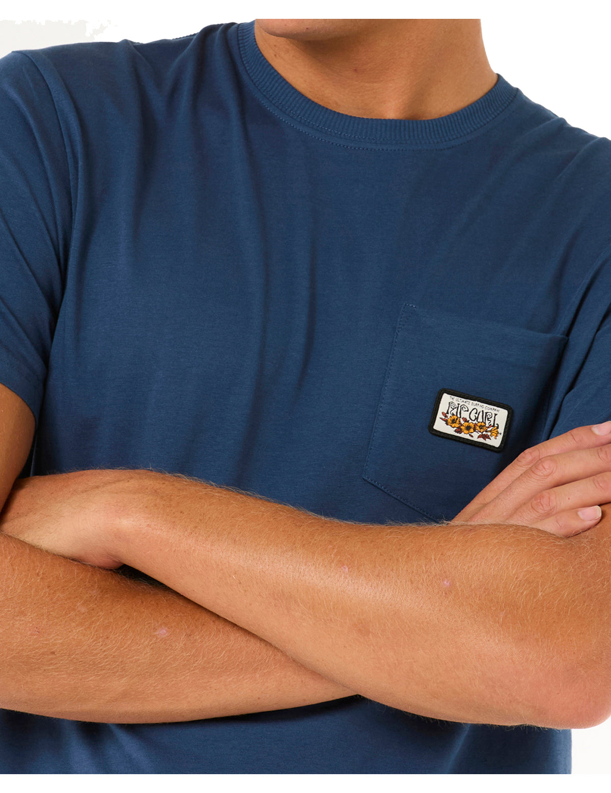 Rip Curl Surf Paradise Badge Short Sleeve T-Shirt in Washed Navy